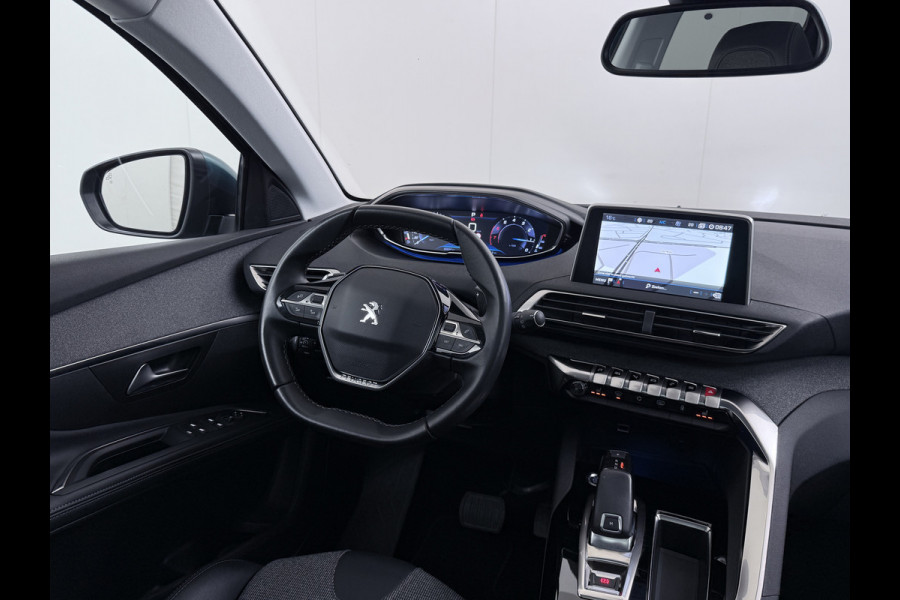 Peugeot 5008 T131PK AUT-8 7-Pers. Pano-Dak Elektr.Stoel+Geheug. Adaptive-Cruise Afn.Trekhaak Apple Android Carplay Navi 360-Camera Elektr.A-K Virtual Cockpit (Digidash) Pack City 1+2 Privacy Glas Orig.NLse auto, 1e eigenaar,  dealer onderhouden. € 45.000 nieuw!