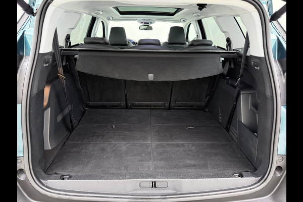 Peugeot 5008 T131PK AUT-8 7-Pers. Pano-Dak Elektr.Stoel+Geheug. Adaptive-Cruise Afn.Trekhaak Apple Android Carplay Navi 360-Camera Elektr.A-K Virtual Cockpit (Digidash) Pack City 1+2 Privacy Glas Orig.NLse auto, 1e eigenaar,  dealer onderhouden. € 45.000 nieuw!
