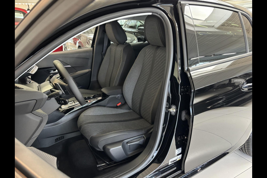 Peugeot 208 1.2 Hybrid 110 e-DCS6 Allure Nu tijdelijk in de private lease vanaf van 420,- voor 390 p/m o.b.v 10.000 km p.j en 48 maanden