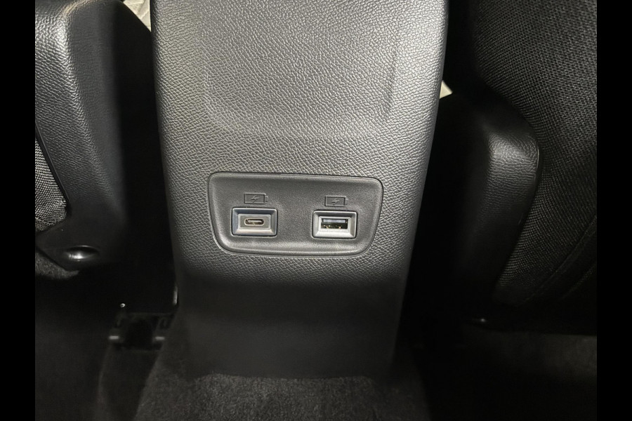 Peugeot 208 1.2 Hybrid 110 e-DCS6 Allure Nu tijdelijk in de private lease vanaf van 420,- voor 390 p/m o.b.v 10.000 km p.j en 48 maanden