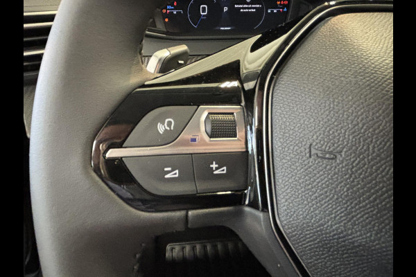 Peugeot 208 1.2 Hybrid 110 e-DCS6 Allure Nu tijdelijk in de private lease vanaf van 420,- voor 390 p/m o.b.v 10.000 km p.j en 48 maanden