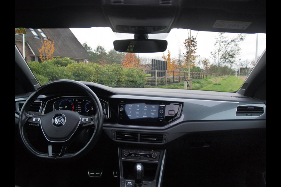 Volkswagen Polo 1.0 TSI Highline R-Line | Panoramadak | Apple Carplay | Cruise Control | Automaat |