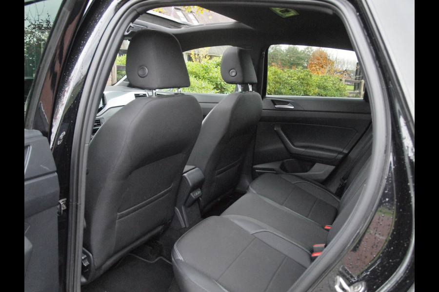 Volkswagen Polo 1.0 TSI Highline R-Line | Panoramadak | Apple Carplay | Cruise Control | Automaat |