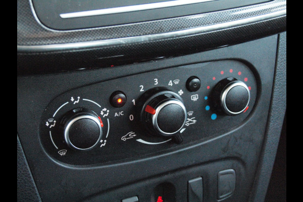 Dacia Sandero 0.9 TCe Easy-R Comfort | Automaat | Cruise Control | DAB | Airco |