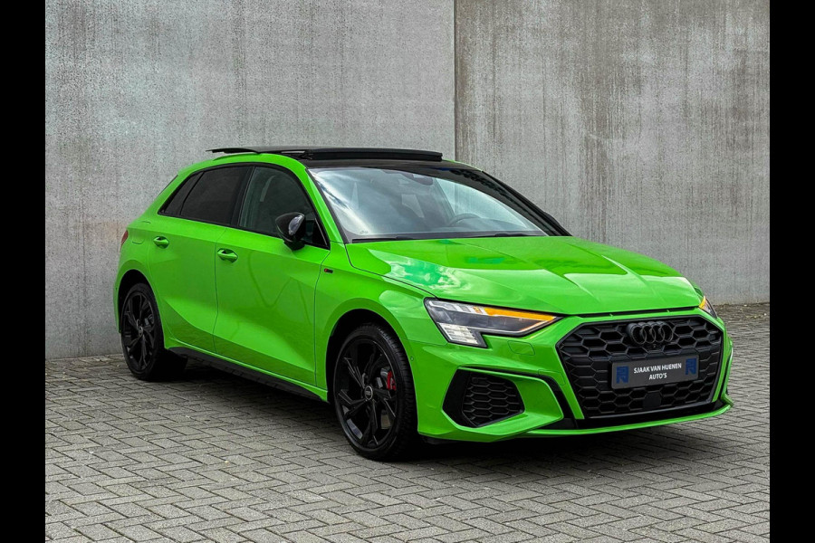 Audi A3 Sportback 45TFSI e 245pk S-Tronic Competition S Edition S-Line 1e Eig|Audi Exclusive|Pano|Kuipstoelen|360°|Ambiance|Matrix