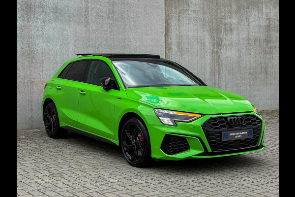 Audi A3 Sportback 45TFSI e 245pk S-Tronic Competition S Edition S-Line 1e Eig|Audi Exclusive|Pano|Kuipstoelen|360°|Ambiance|Matrix