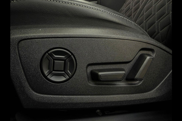 Audi A3 Sportback 45TFSI e 245pk S-Tronic Competition S Edition S-Line 1e Eig|Audi Exclusive|Pano|Kuipstoelen|360°|Ambiance|Matrix