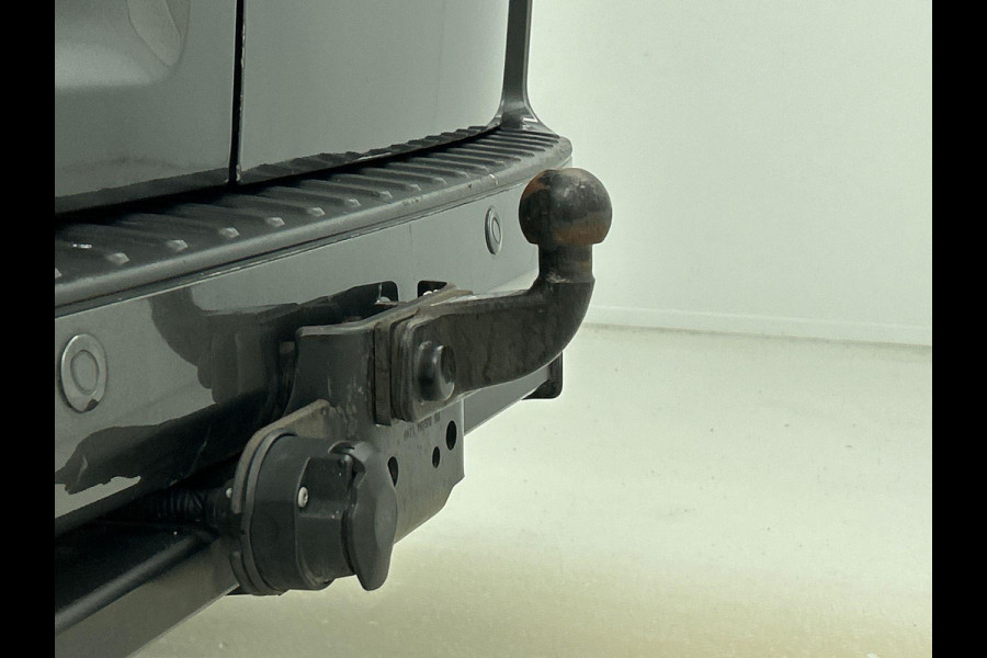 Ford Transit Custom 300 2.0 TDCI L2H1 Limited Dubbele Cabine Navi| Airco| 2 Schuifdeuren | Trekhaak| PDC| Carplay| DAB|