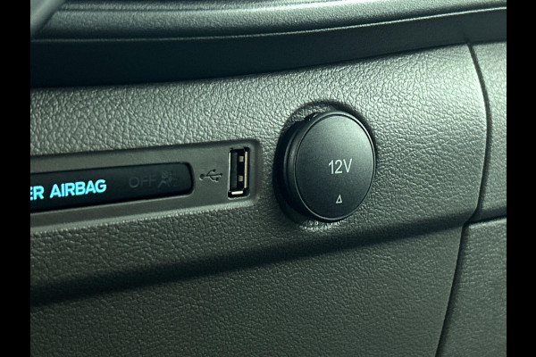 Ford Transit Custom 300 2.0 TDCI L2H1 Limited Dubbele Cabine Navi| Airco| 2 Schuifdeuren | Trekhaak| PDC| Carplay| DAB|