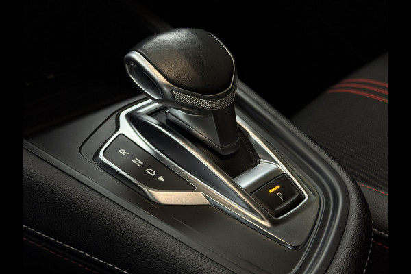 Renault Captur 1.3 TCe 160pk R.S. Line | Groot Navi | 360 | ACC | Blindspot | Stuur & Stoelverwarming | 18" | 100% Dealer Onderhouden!