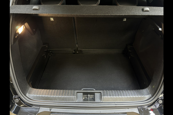 Renault Captur 1.3 TCe 160pk R.S. Line | Groot Navi | 360 | ACC | Blindspot | Stuur & Stoelverwarming | 18" | 100% Dealer Onderhouden!