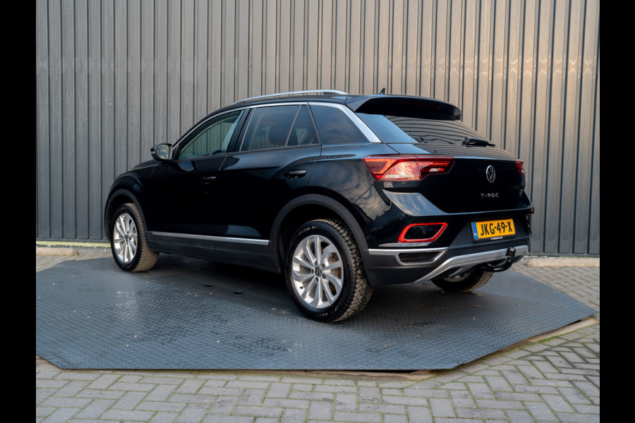 Volkswagen T-Roc 1.5 TSI 150Pk DSG Style | Trekhaak afnb. | IQ Light | Allseason banden | Prijs Rijklaar!!