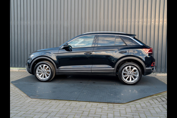 Volkswagen T-Roc 1.5 TSI 150Pk DSG Style | Trekhaak afnb. | IQ Light | Allseason banden | Prijs Rijklaar!!