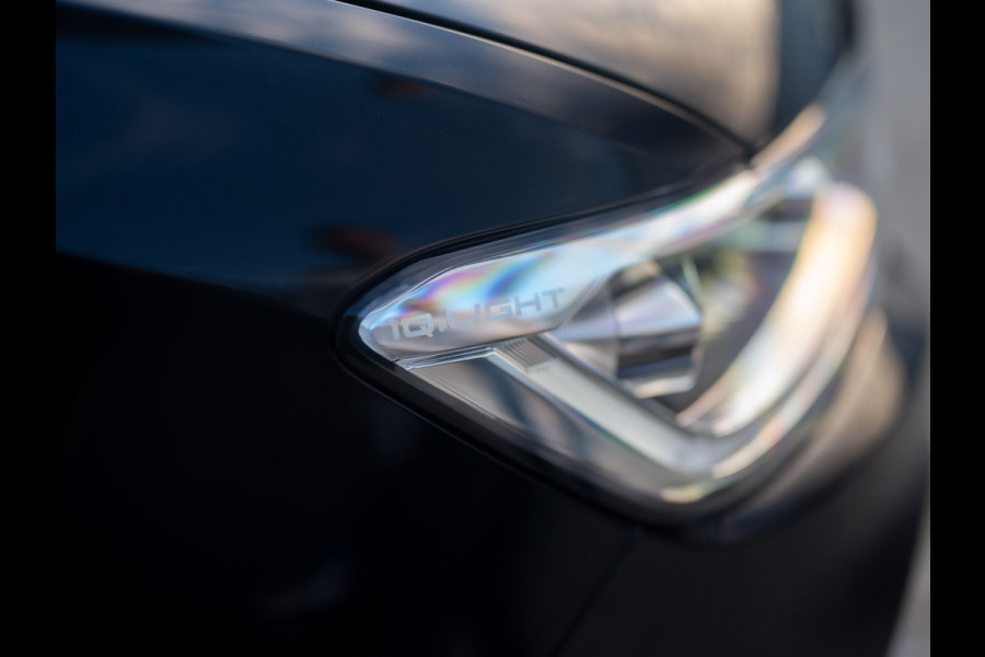 Volkswagen T-Roc 1.5 TSI 150Pk DSG Style | Trekhaak afnb. | IQ Light | Allseason banden | Prijs Rijklaar!!