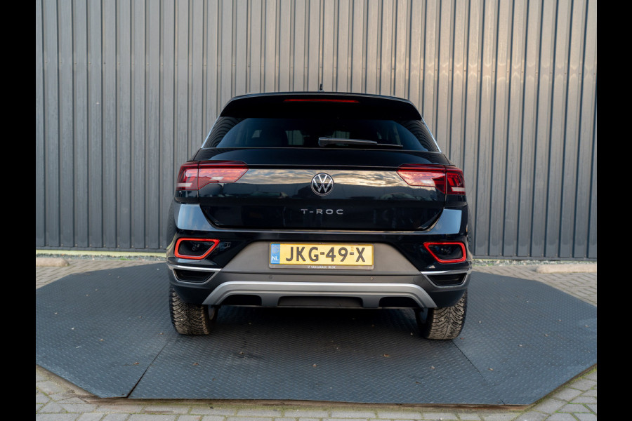 Volkswagen T-Roc 1.5 TSI 150Pk DSG Style | Trekhaak afnb. | IQ Light | Allseason banden | Prijs Rijklaar!!
