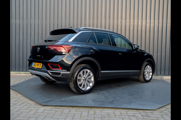 Volkswagen T-Roc 1.5 TSI 150Pk DSG Style | Trekhaak afnb. | IQ Light | Allseason banden | Prijs Rijklaar!!