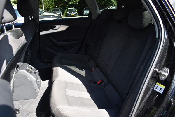 Audi A4 Avant 35 TFSI 150PK S-TRONIC SPORT EDITION NAVI/PDC/LED