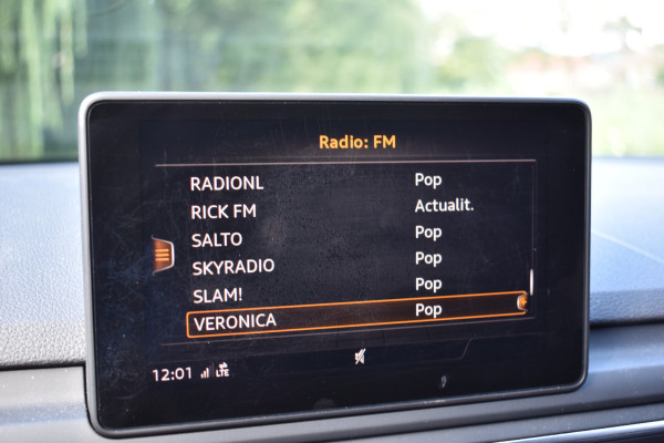 Audi A4 Avant 35 TFSI 150PK S-TRONIC SPORT EDITION NAVI/PDC/LED