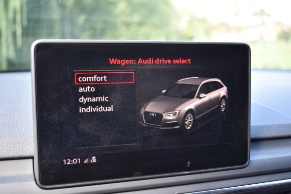 Audi A4 Avant 35 TFSI 150PK S-TRONIC SPORT EDITION NAVI/PDC/LED