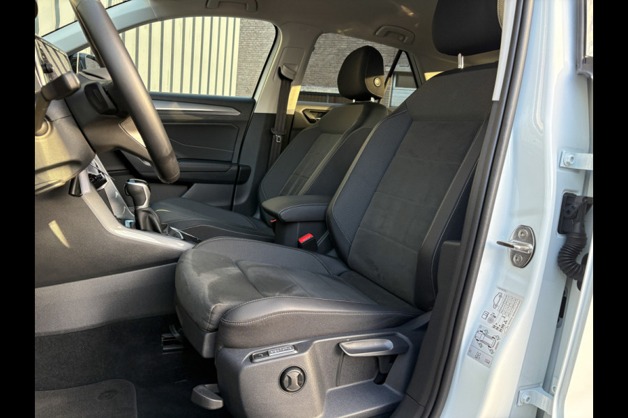 Volkswagen T-Roc 1.5 TSI 150Pk DSG Style | Trekhaak afnb. | IQ Light | Allseason banden | Prijs Rijklaar!!