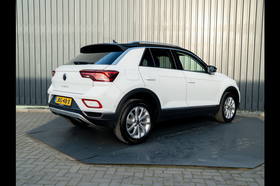 Volkswagen T-Roc 1.5 TSI 150Pk DSG Style | Trekhaak afnb. | IQ Light | Allseason banden | Prijs Rijklaar!!