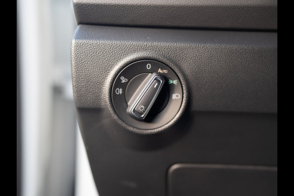 Volkswagen T-Roc 1.5 TSI 150Pk DSG Style | Trekhaak afnb. | IQ Light | Allseason banden | Prijs Rijklaar!!