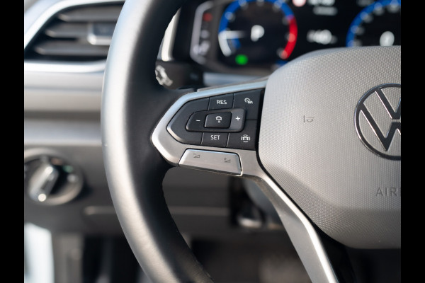 Volkswagen T-Roc 1.5 TSI 150Pk DSG Style | Trekhaak afnb. | IQ Light | Allseason banden | Prijs Rijklaar!!