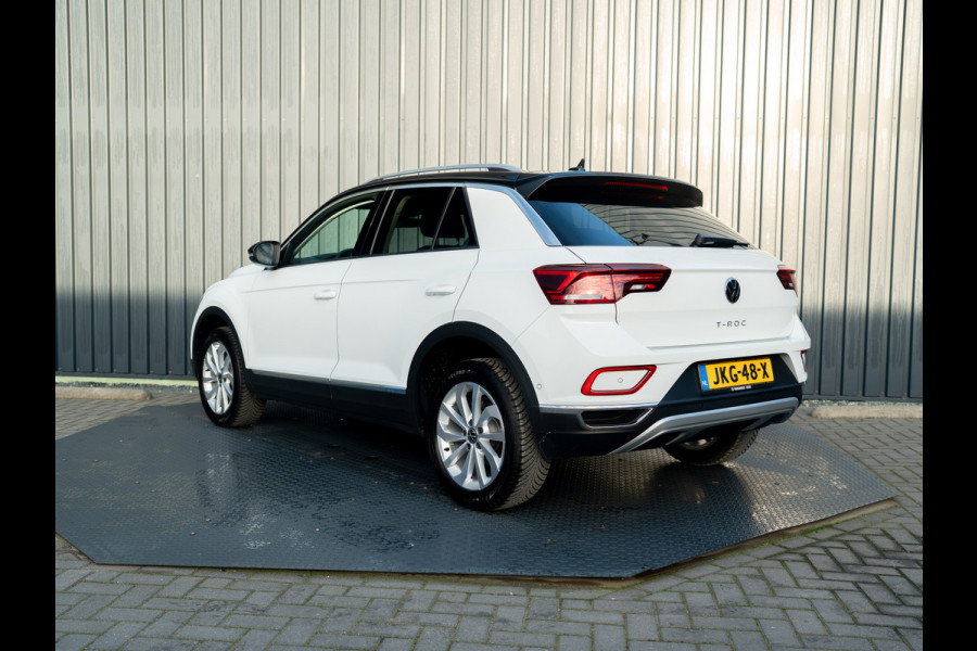 Volkswagen T-Roc 1.5 TSI 150Pk DSG Style | Trekhaak afnb. | IQ Light | Allseason banden | Prijs Rijklaar!!