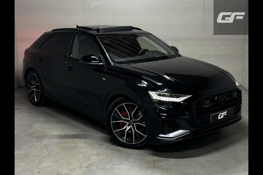 Audi Q8 55 TFSI e Quattro Competition S-Line Pano RS-Seats Sfeer Luchtver. B&O 360º