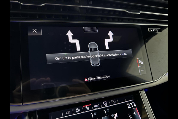 Audi Q8 55 TFSI e Quattro Competition S-Line Pano RS-Seats Sfeer Luchtver. B&O 360º
