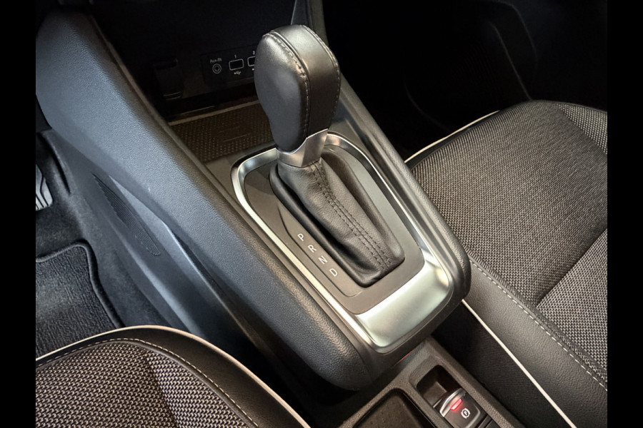 Renault Captur 1.3 TCe 130pk Edition One| Groot Navi | Bose | Stoel verwarming | 17" | Camera | Volledig Dealer onderhouden!