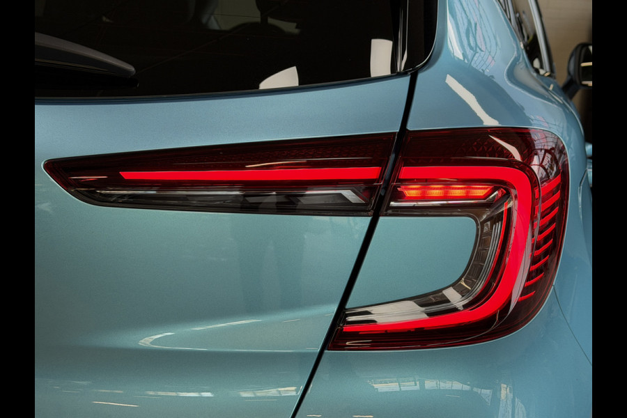 Renault Captur 1.3 TCe 130pk Edition One| Groot Navi | Bose | Stoel verwarming | 17" | Camera | Volledig Dealer onderhouden!