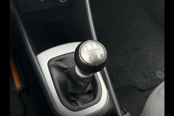 Kia Rio 1.2 CVVT DynamicLine Navi,Camera,Clima,Cruise,Lm velgen,N.A.P,5 Deurs,Nieuwe Apk bij Aflevering