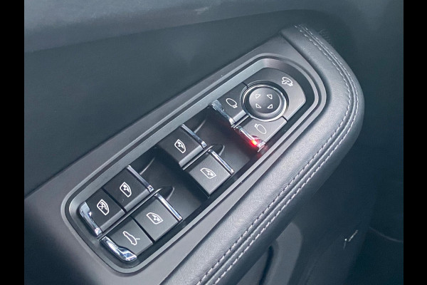 Porsche Macan 2.0 KRIJTGRIJS/SPORTDESIGN/PANO/BOSE/NAVI