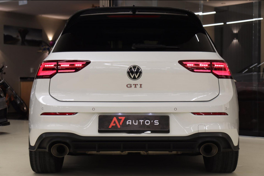 Volkswagen Golf 2.0 TSI GTI CLUBSPORT 45 JAHRE /PANO/AKRA/IQ-LIGHT/KEYLES/VOLL