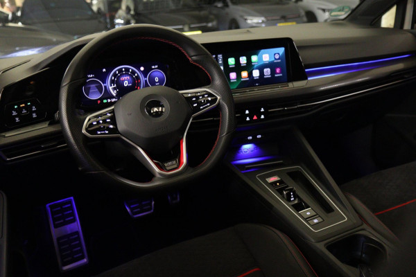 Volkswagen Golf 2.0 TSI GTI CLUBSPORT 45 JAHRE /PANO/AKRA/IQ-LIGHT/KEYLES/VOLL