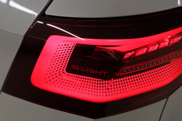 Volkswagen Golf 2.0 TSI GTI CLUBSPORT 45 JAHRE /PANO/AKRA/IQ-LIGHT/KEYLES/VOLL