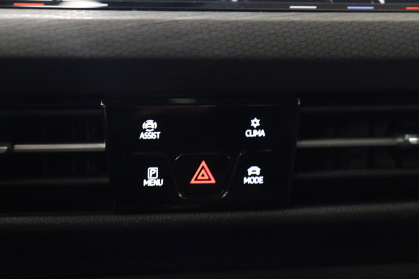 Volkswagen Golf 2.0 TSI GTI CLUBSPORT 45 JAHRE /PANO/AKRA/IQ-LIGHT/KEYLES/VOLL