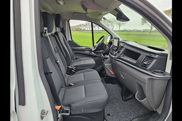 Ford Transit Custom 2.0 TDCI L1H1 Trend Imperiaal Navi Cruise Wp-inrichting NAP Trekhaak