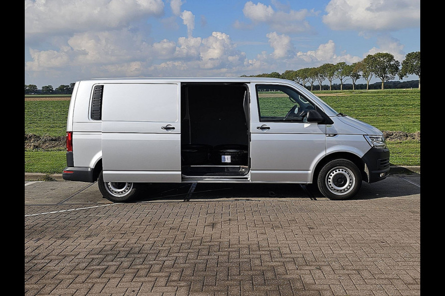 Volkswagen Transporter 2.0 TDI L2H1 Led Cruise Navi Multibeam Euro6 150 PK! Standkachel