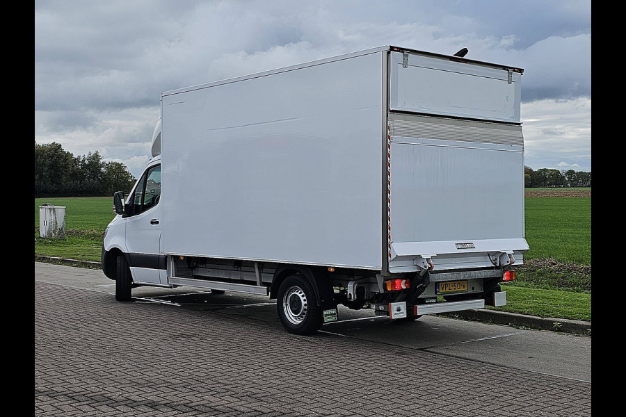 Mercedes-Benz Sprinter 314 2.2 CDI Bakwagen Laadklep Camera Zijdeur Spoiler Mbux Euro6 143Pk!