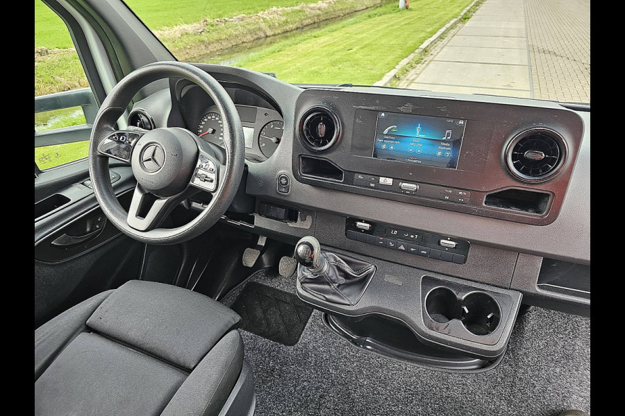 Mercedes-Benz Sprinter 314 2.2 CDI Bakwagen Laadklep Camera Zijdeur Spoiler Mbux Euro6 143Pk!