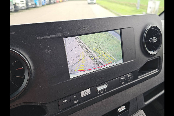 Mercedes-Benz Sprinter 314 2.2 CDI Bakwagen Laadklep Camera Zijdeur Spoiler Mbux Euro6 143Pk!