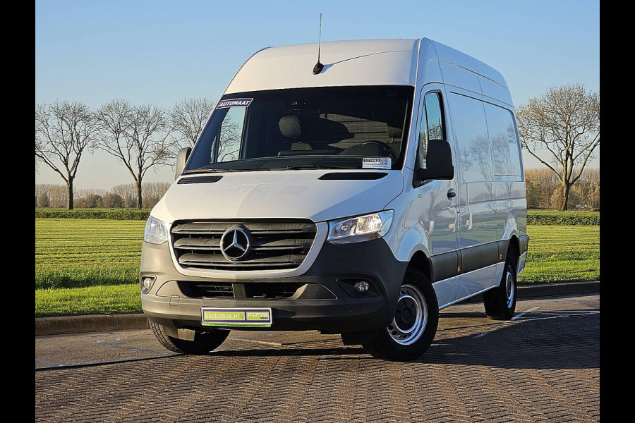 Mercedes-Benz Sprinter 314 2.2 CDI L2H2 EURO VI-D RWD Mbux + Navi Automaat Trekhaak Camera 143Pk Euro6 1e Eigenaar Oh-Historie!