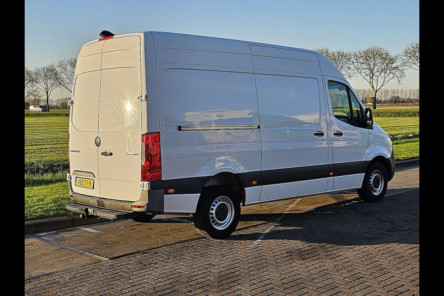 Mercedes-Benz Sprinter 314 2.2 CDI L2H2 EURO VI-D RWD Mbux + Navi Automaat Trekhaak Camera 143Pk Euro6 1e Eigenaar Oh-Historie!