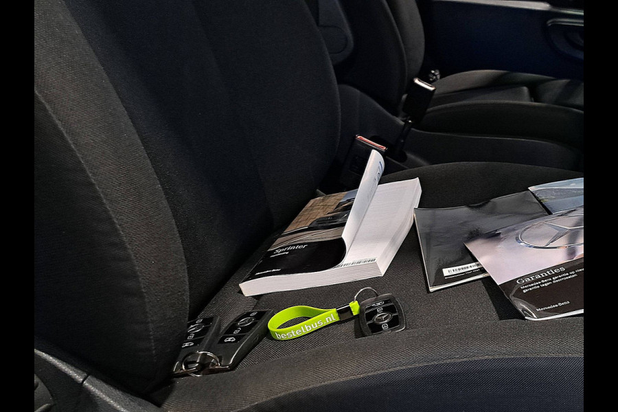 Mercedes-Benz Sprinter 314 2.2 CDI L2H2 EURO VI-D RWD Mbux + Navi Automaat Trekhaak Camera 143Pk Euro6 1e Eigenaar Oh-Historie!