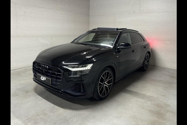Audi Q8 55 TFSI e Quattro Competition S-Line Pano RS-Seats Sfeer Luchtver. B&O 360º