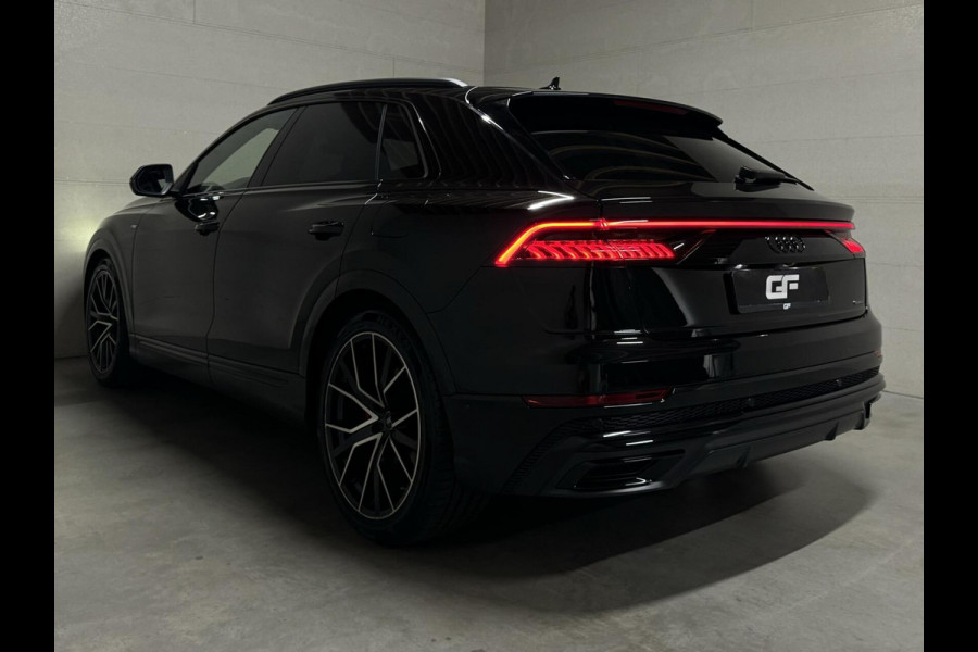 Audi Q8 55 TFSI e Quattro Competition S-Line Pano RS-Seats Sfeer Luchtver. B&O 360º