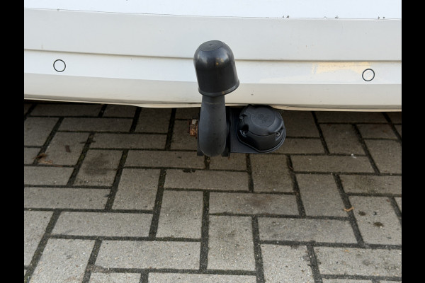 Volkswagen Caddy 2.0 TDI 102PK L2H1 Euro 6 Maxi Exclusive Edition Automaat/CarPlay/cruise control/trekhaak