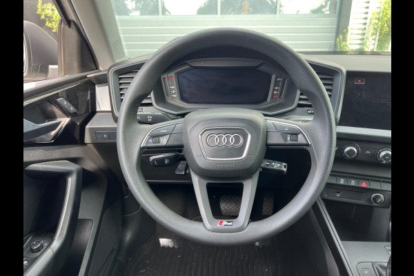 Audi A1 Sportback 30 TFSI S-Line | Automaat | Carplay | PDC